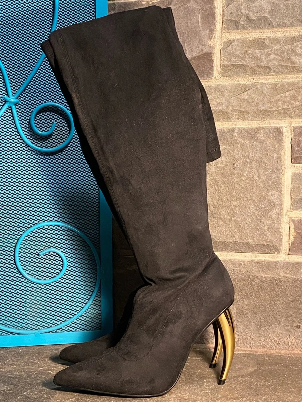 Super sexy thigh high/slouch black velvet boots,pointy toe,curved gold heels,8.5